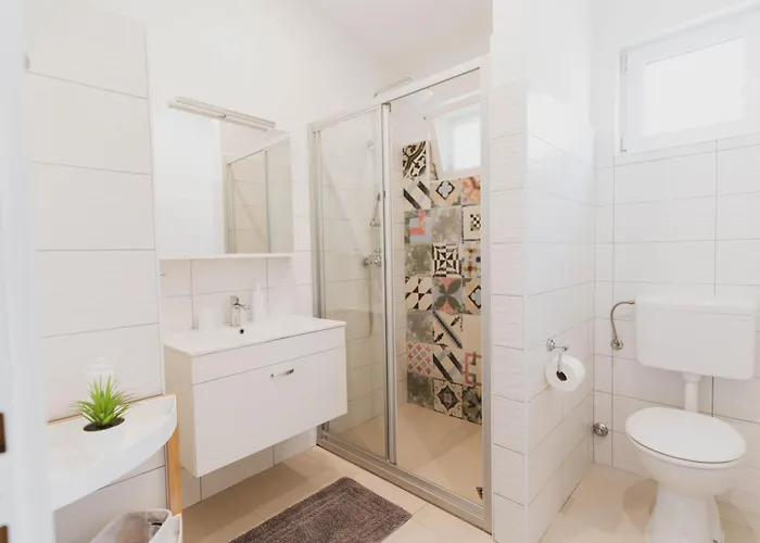 בית נופש House Of Albina- 10 M Od Mora *