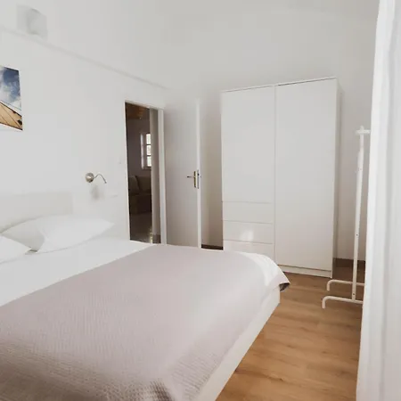 House Of Albina- 10 M Od Mora Zadar